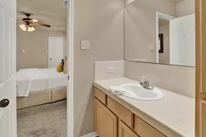 203 S Creek St, Fredericksburg, TX 78624 - Photo 26