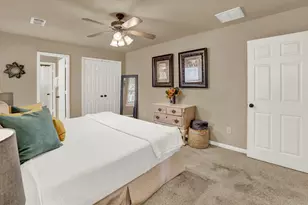 203 S Creek St, Fredericksburg, TX 78624 - Photo 28