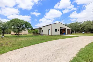221 Coyote Trl, Harper, TX 78631 - Photo 20
