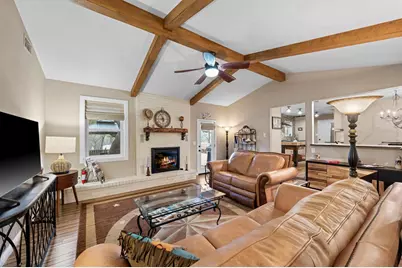 125 Ridgewood Dr, Fredericksburg, TX 78624 - Photo 4