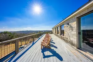 117 Point Rd, Fredericksburg, TX 78624 - Photo 26