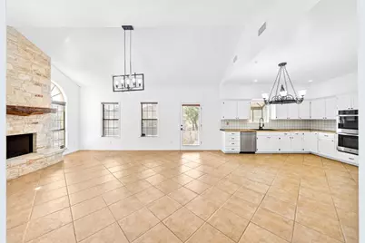 144 E St Andrews Loop, Kerrville, TX 78028 - Photo 6