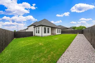 1602 Redwood Ct, Fredericksburg, TX 78624 - Photo 24