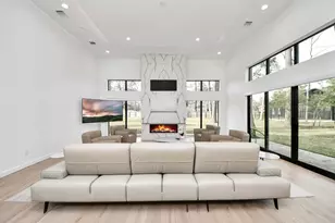 1601 Sycamore Ln, Kingwood, TX 77339 - Photo 6