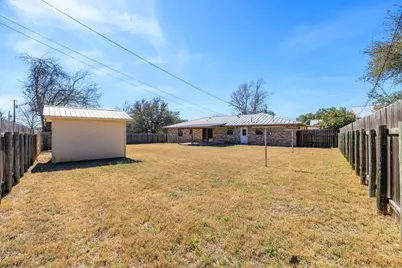 1003 Avenue D, Fredericksburg, TX 78624 - Photo 26