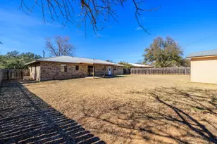 1003 Ave D, Fredericksburg, TX 78624 - Photo 22