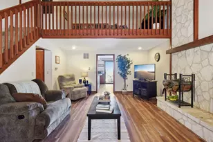 115 Codrington St, Kerrville, TX 78028 - Photo 6