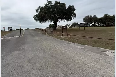 1154 Spitz Kegel View Dr, Canyon Lake, TX 78133 - Photo 22