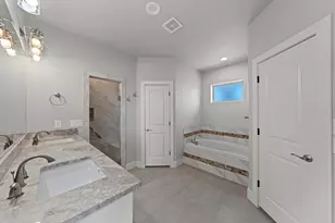 5077 Old San Antonio Rd, Fredericksburg, TX 78624 - Photo 18