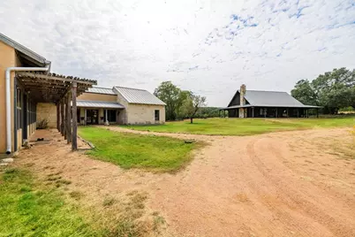 957-959 Cedar Hills Dr, Fredericksburg, TX 78624 - Photo 32