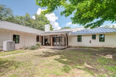 107 Glenwood Dr, Fredericksburg, TX 78624 - Photo 30
