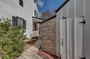 507 W Travis St, Fredericksburg, TX 78624 - Photo 34