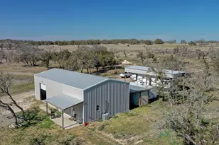 200 Mosel Rd, Harper, TX 78631 - Photo 2