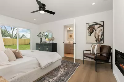 803 Sunset St, Fredericksburg, TX 78624 - Photo 12