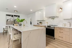 803 Sunset St, Fredericksburg, TX 78624 - Photo 4