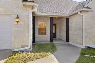 717 Northern Red Oak, Fredericksburg, TX 78624 - Photo 4