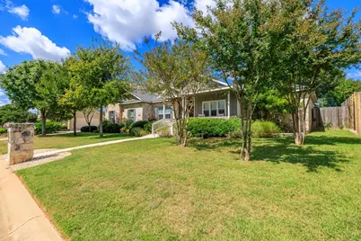 2152 Amberstone, Fredericksburg, TX 78624 - Photo 4