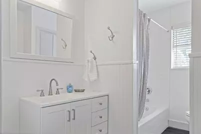 603 S Washington St, Fredericksburg, TX 78624 - Photo 12