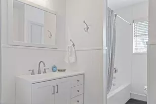 603 S Washington St, Fredericksburg, TX 78624 - Photo 12