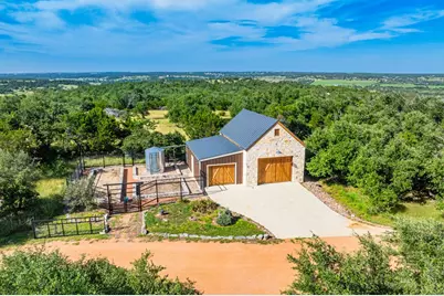 1400 Arbor Ridge Rd, Fredericksburg, TX 78624 - Photo 24