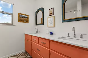 126 Shaun Ln, Fredericksburg, TX 78624 - Photo 10