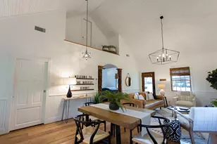 204 S Elk St, Fredericksburg, TX 78624 - Photo 10