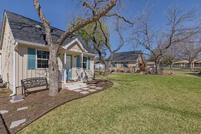 211 W Driftwood Dr, Fredericksburg, TX 78624 - Photo 30