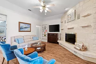 237 Emerald Loop, Fredericksburg, TX 78624 - Photo 22