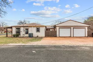 509 W Centre St, Fredericksburg, TX 78624 - Photo 20