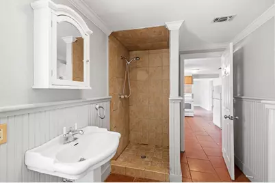 509 W Centre St, Fredericksburg, TX 78624 - Photo 34