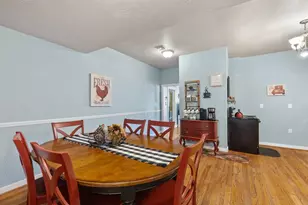 209 S Elk St, Fredericksburg, TX 78624 - Photo 22