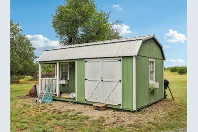 721 Rocky Creek Rd, Harper, TX 78631 - Photo 34