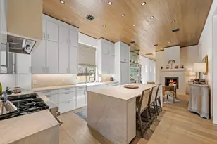 705 W Creek St, Fredericksburg, TX 78624 - Photo 14