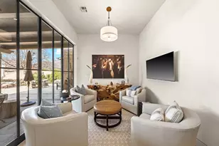 705 W Creek St, Fredericksburg, TX 78624 - Photo 18