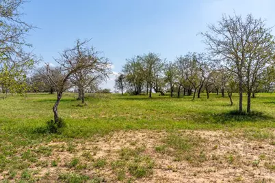 14 Vintners Way, Fredericksburg, TX 78624 - Photo 12