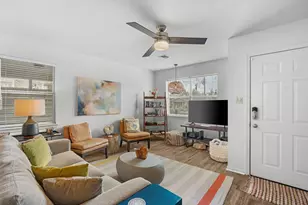 406 E College St, Fredericksburg, TX 78624 - Photo 6