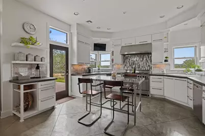 1556 Pfiester Rd, Fredericksburg, TX 78624 - Photo 14