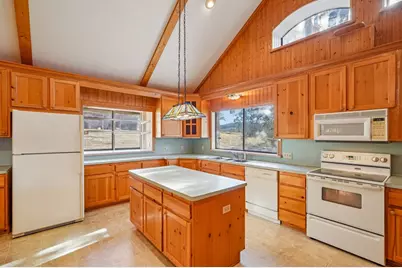 230 S Cade Loop, Ingram, TX 78025 - Photo 12