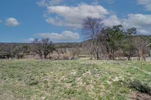 230 S Cade Loop, Ingram, TX 78025 - Photo 34