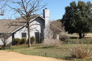 509 Flag Creek Dr, Llano, TX 78643 - Photo 2