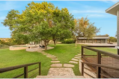 746 Trail Rock Dr, Johnson City, TX 78636 - Photo 22