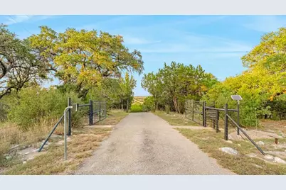 746 Trail Rock Dr, Johnson City, TX 78636 - Photo 1