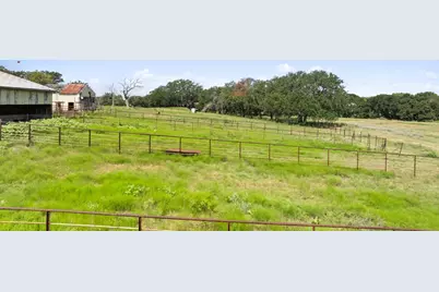 131 Elberta St, Stonewall, TX 78671 - Photo 30