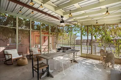 308 Cottonwood St, Fredericksburg, TX 78624 - Photo 32