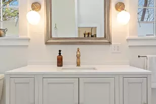 308 Cottonwood St, Fredericksburg, TX 78624 - Photo 26