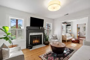 308 Cottonwood St, Fredericksburg, TX 78624 - Photo 16