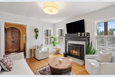 308 Cottonwood St, Fredericksburg, TX 78624 - Photo 14