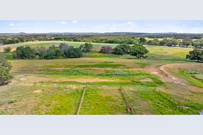 131 Elberta St, Stonewall, TX 78671 - Photo 8