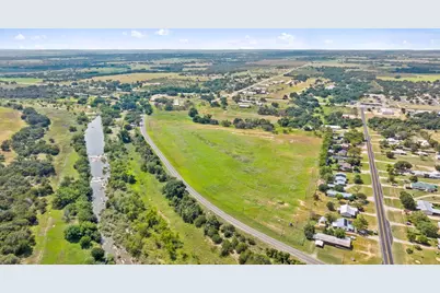 131 Elberta St, Stonewall, TX 78671 - Photo 4