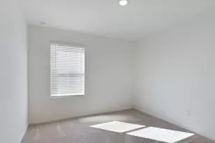 116 Bens Blf, Fredericksburg, TX 78624 - Photo 14